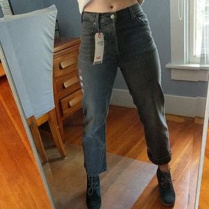 NWT Levi's Ribcage Straight Ankle Jeans